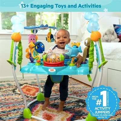 Skoczek i stolik aktywności z motywem podwodnym